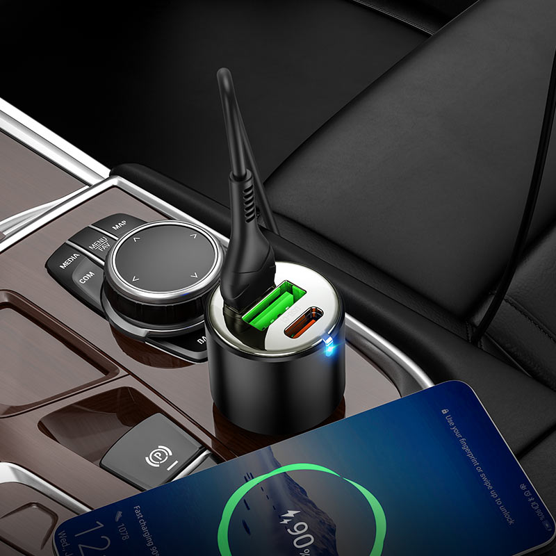 Hoco Car Charger NZ6 3 USB Ports