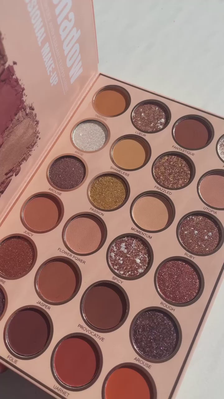 4-in-1 Makeup Palette-blush, highlighter, contour & eyeshadow